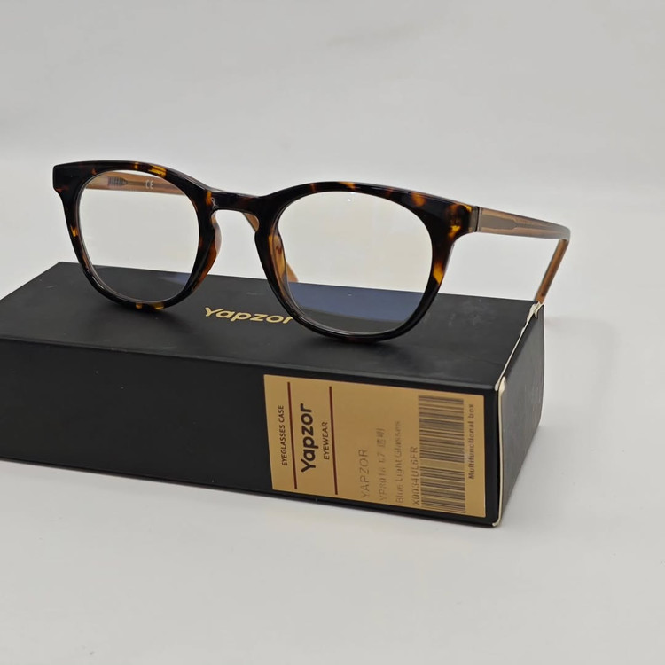 عینک بلوکات و فریم طبی برند yapzor