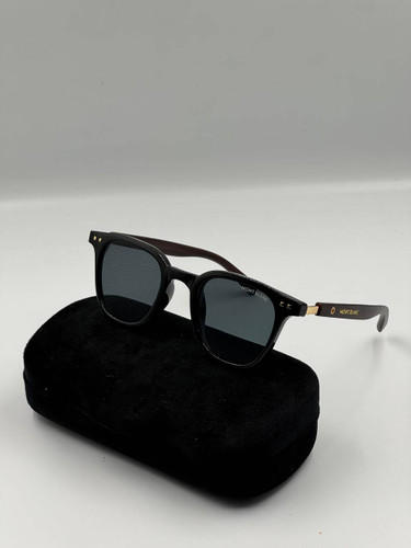 عینک دسته چوبی برند مونت بلانکuv400