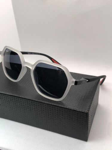 عینک پلاریزه دسته فنردار برند ریبن فراریuv400