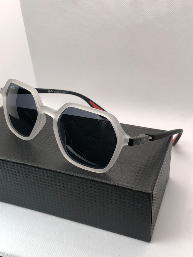 عینک پلاریزه دسته فنردار برند ریبن فراریuv400